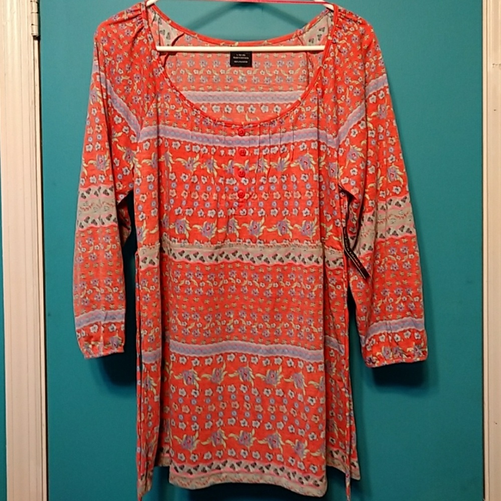 NWT VERY PRETTY BOHO EMPIRE WAIST PEASANT TOP